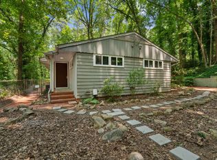1207 Roosevelt Dr #B, Chapel Hill, NC 27514