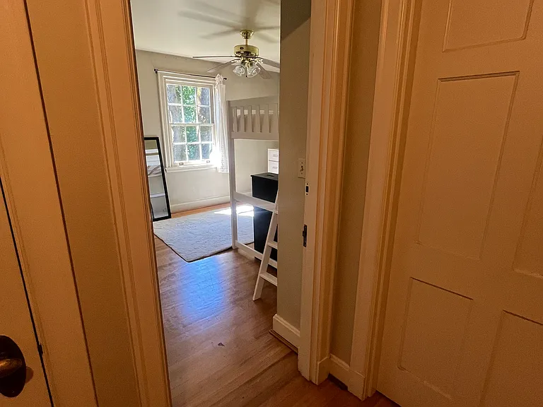 Large Rental room.