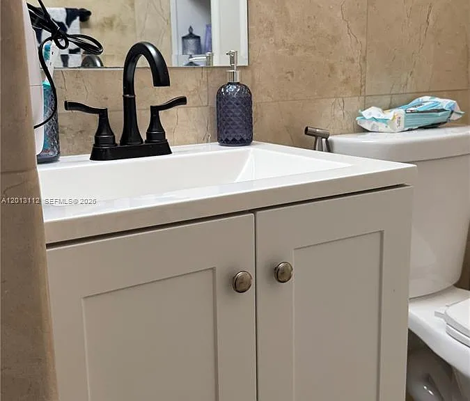 5555 Collins Ave #14E — Photo 9