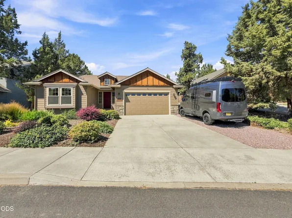2021 SW 41st St, Redmond, OR 97756
