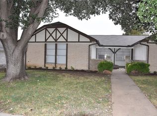 6917 W Cleburne Rd, Fort Worth, TX 76133