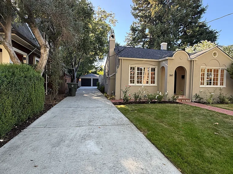 360 Stanford Ave — Photo 19