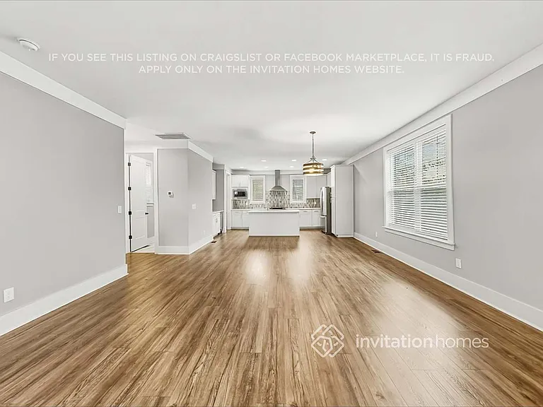 242 Founders Ln — Photo 6