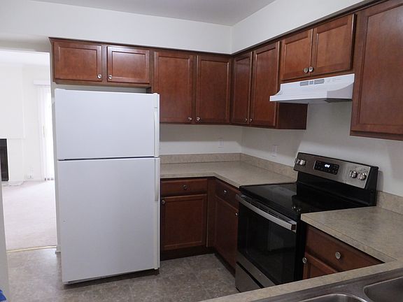 5th image of 6210 Andrea Ln #1