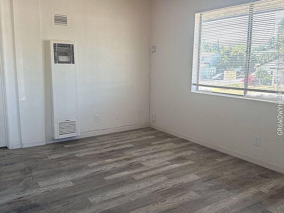 4th image of 2641 Niles St APT 4