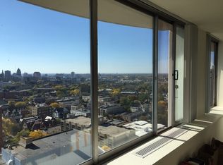 1626 N Prospect Ave APT 2206, Milwaukee, WI 53202