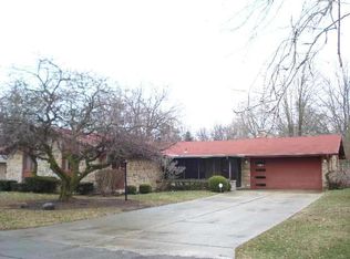 3805 N Robinwood Dr, Muncie, IN