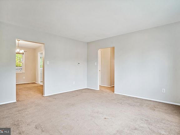 5th image of 3331 Breckenridge Ct