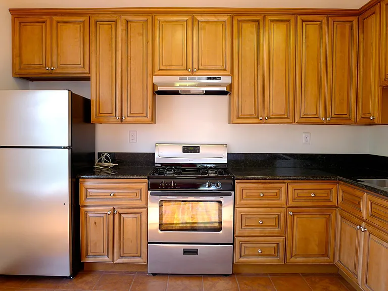 1316 12th St #5 — Photo 4