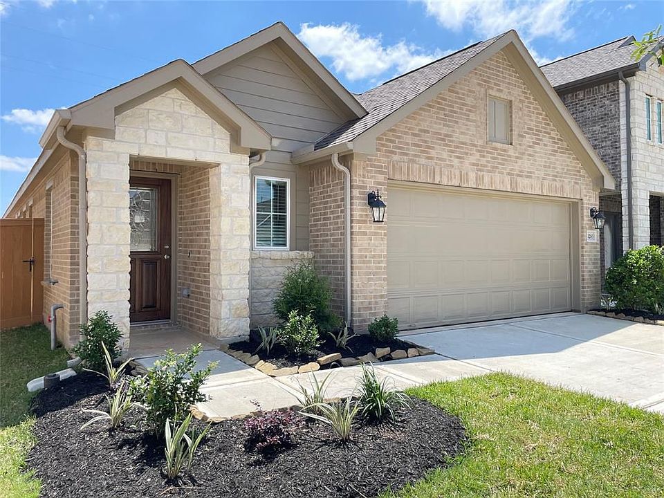 1st image of 21283 Catalina Palm Dr