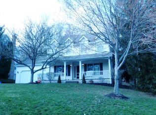 340 Miles Rd, Chagrin Falls, OH 44022