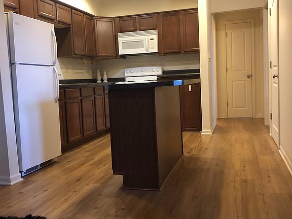 Fully updated kitchen