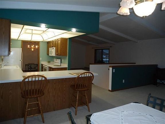 3rd image of 1429 Pheasant Run Dr Unit 204