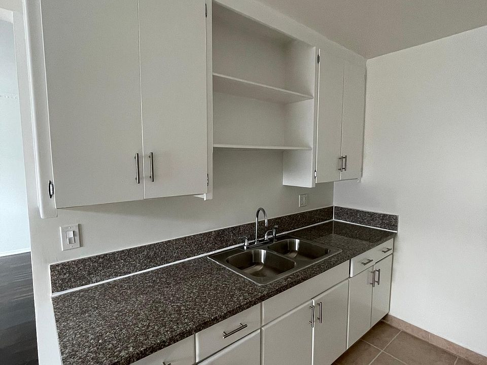 1st image of 3118 S Durango Ave APT 6