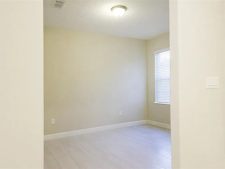 16657 Shell Bay Dr — Photo 40