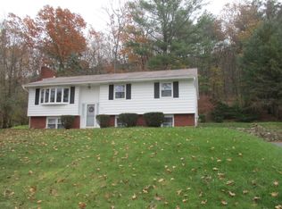 1411 Pinecrest Dr S, Williamsport, PA 17702