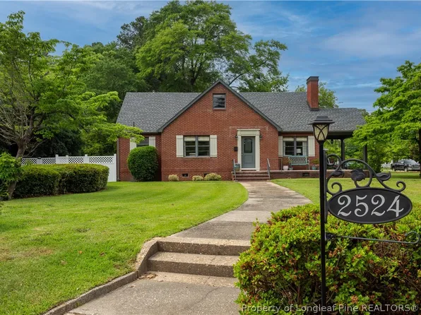 2524 Pecan Dr, Fayetteville, NC 28303