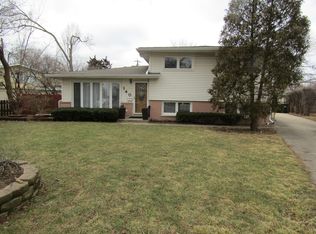 140 James Ct, Glenview, IL
