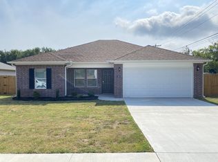 100 Magnolia Ct, Jacksonville, AR 72076