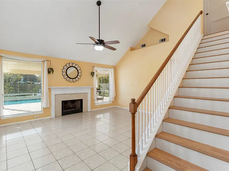 17531 Aspen Ridge Ct — Photo 8
