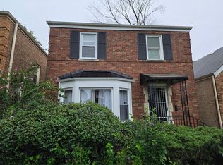 2925 W Jerome St, Chicago, IL 60645