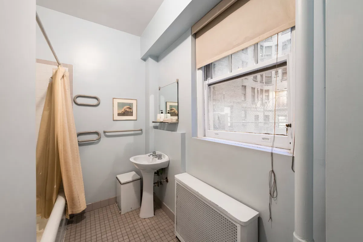 52 Riverside Drive #1A in Upper West Side, Manhattan | StreetEasy
