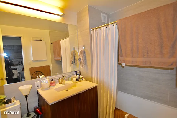 Rented by Citi Habitats | media 22