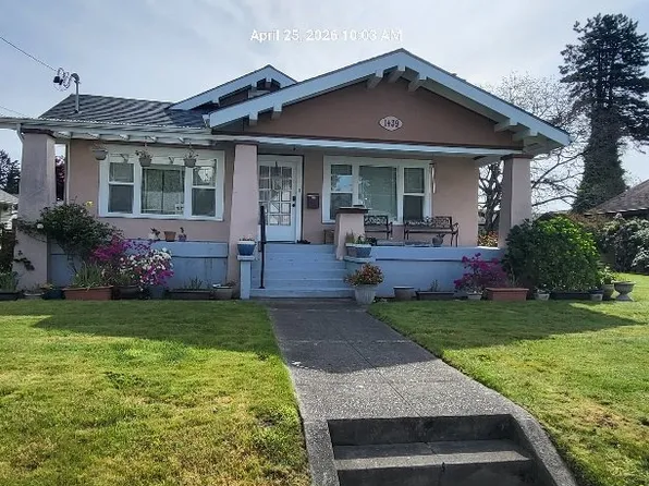 1439 Union Ave, North Bend, OR 97459