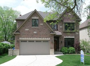 436 S Rex Blvd, Elmhurst, IL 60126