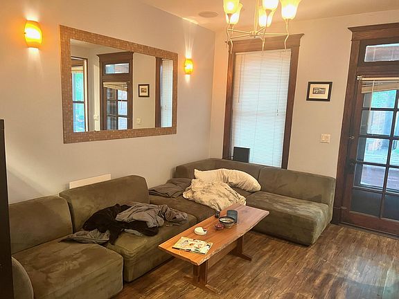 4th image of 2120 W Warner Ave #1
