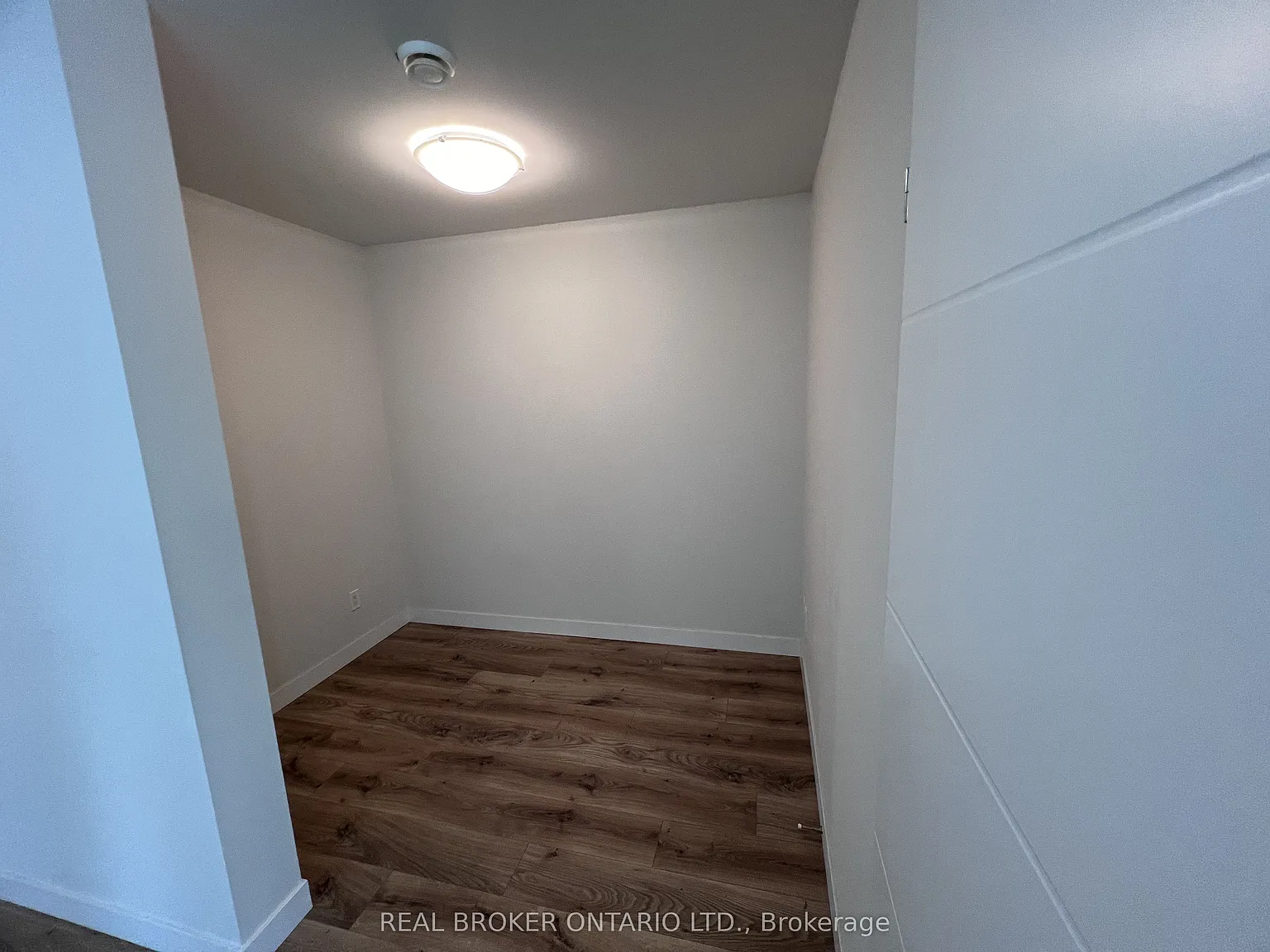 2 bed, $1,850 — Photo 4