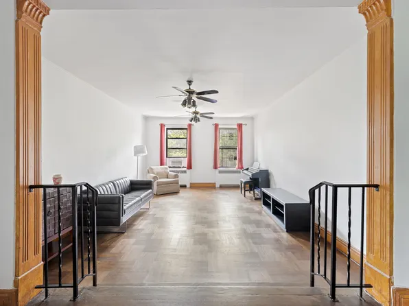 675 Walton Avenue image 2 of 8