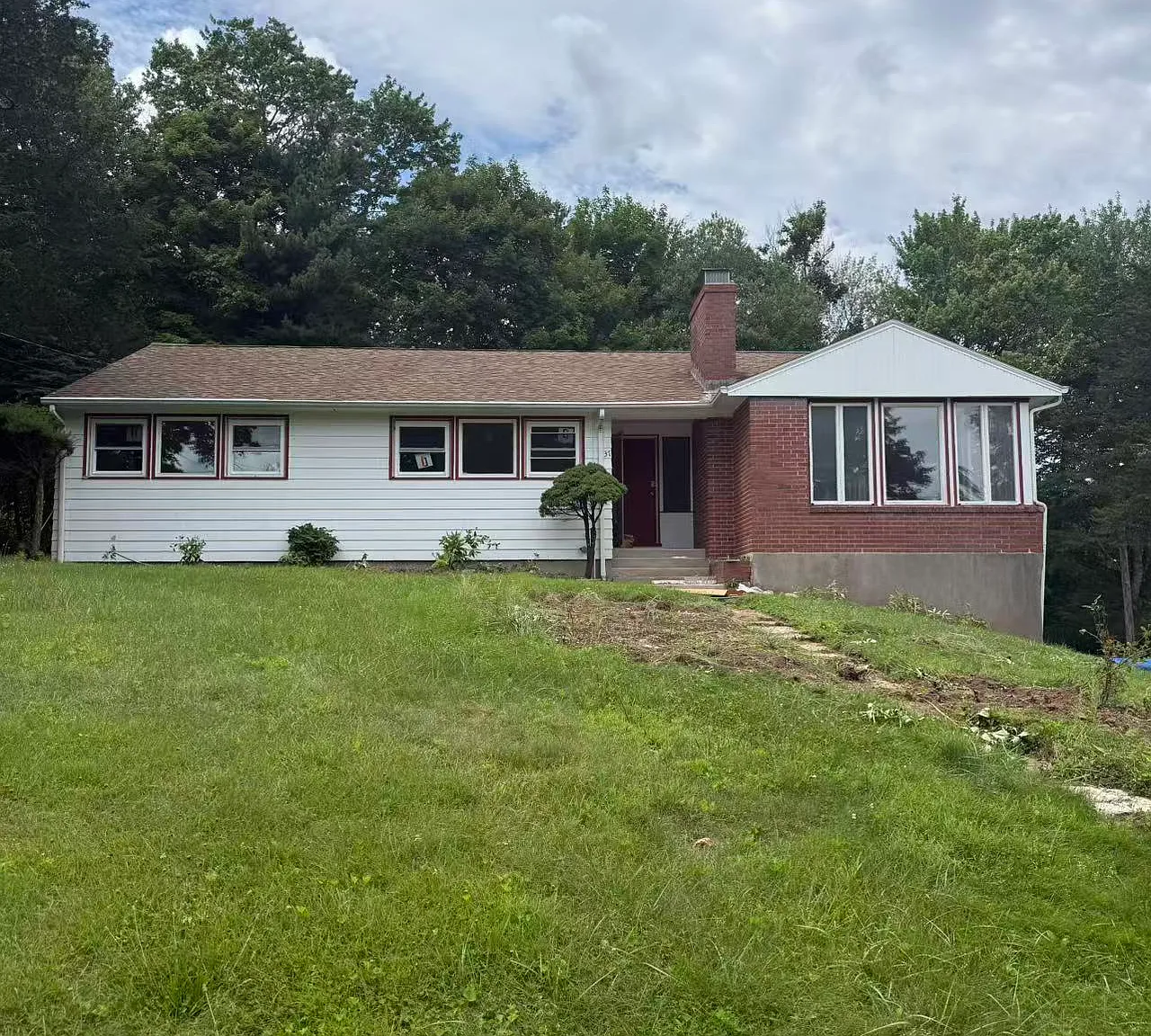 3 bed, 1800 sqft, $3,700 — Photo 1
