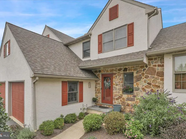 116 Steeplechase Dr, Elverson, PA 19520