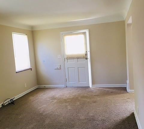 5th image of 6907 Pinoak Dr