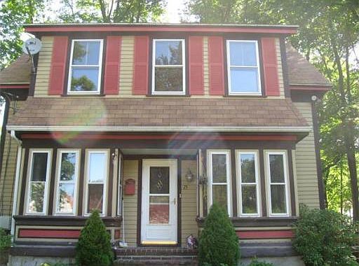1st image of 15 Courtland St