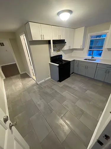 129 Maple Ave #3 Photo 1