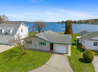 3042 N Us Highway 31, Petoskey, MI 49770