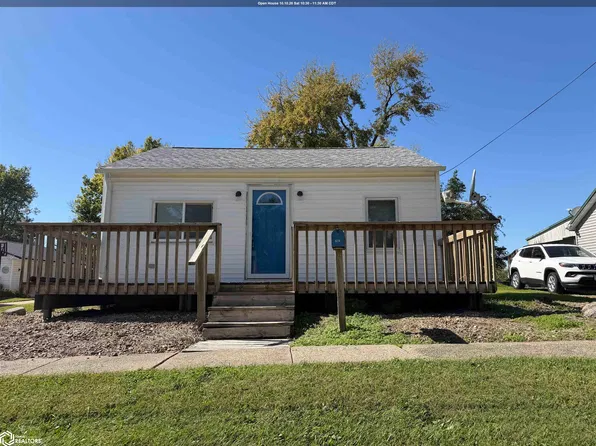 609 N Pine St, New London, IA 52645