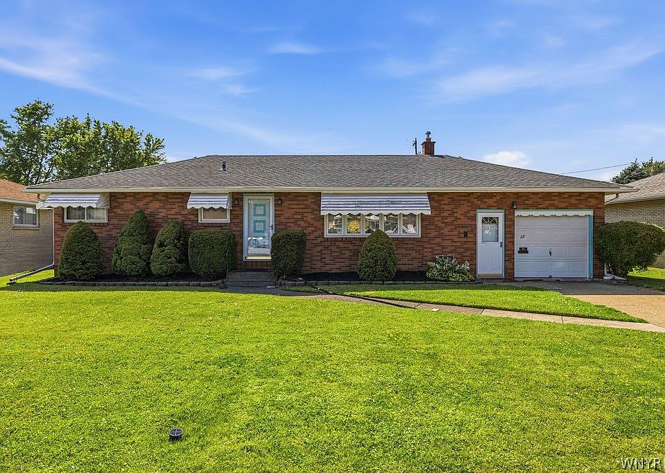 1st image of 27 Dennis Ln