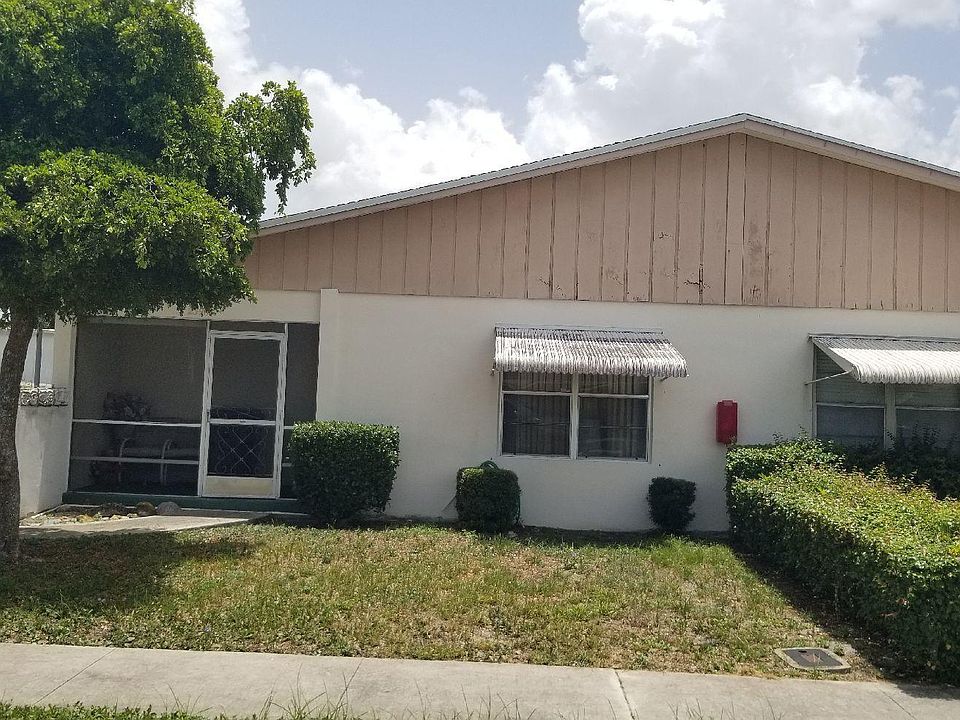 2nd image of 2396 Daphne Dr