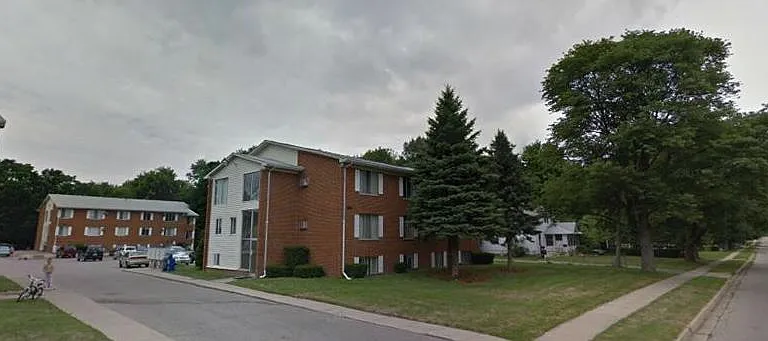 Pine Ridge Apartments — Photo 14