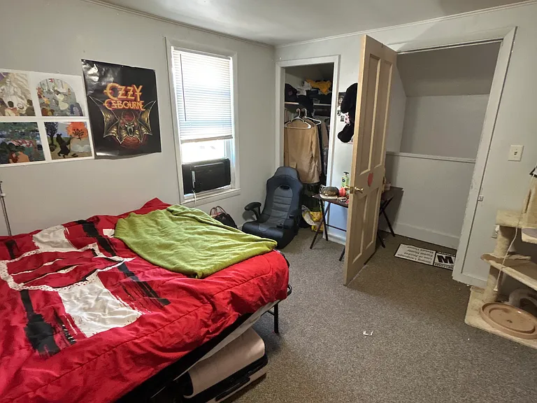 820 Cherry St — Photo 9