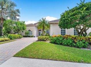 22 Somerset Dr, Palm Beach Gardens, FL 33418