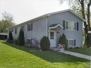 702 S Douglas Ave photo 1