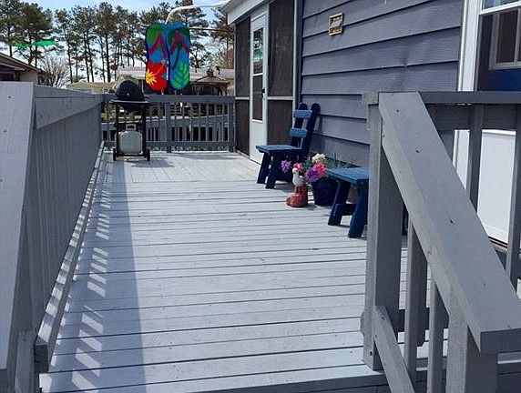 5th image of 35568 Pine Dr