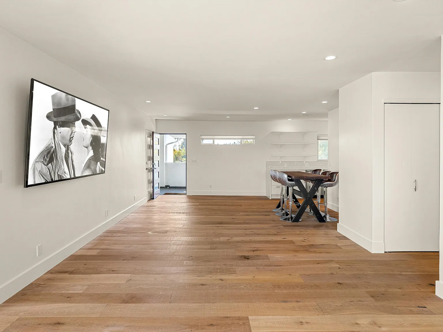 2 bed, $8,000 — Photo 4