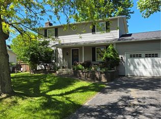 306 Helfer Ln, Minoa, NY 13116