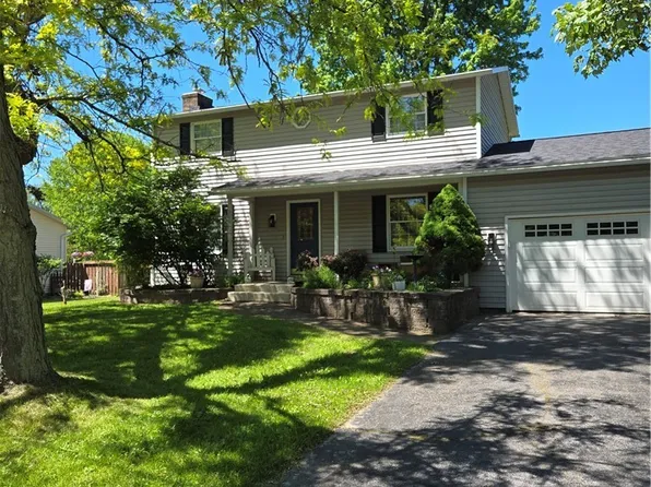 306 Helfer Ln, Minoa, NY 13116