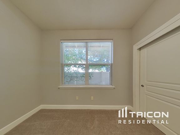 5th image of 2280 South Dr Unit 12